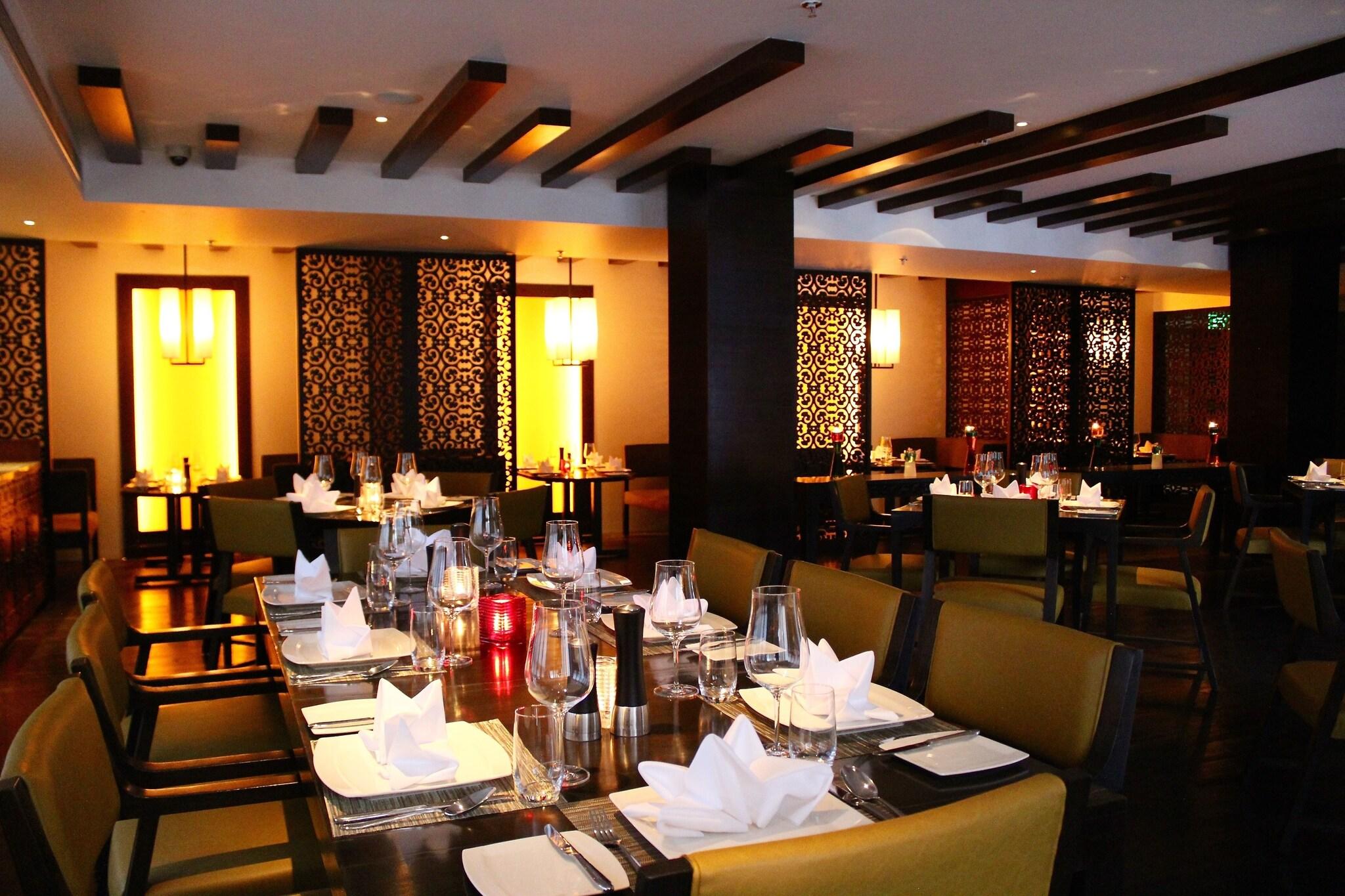 Le Méridien Paro, Riverfront by null