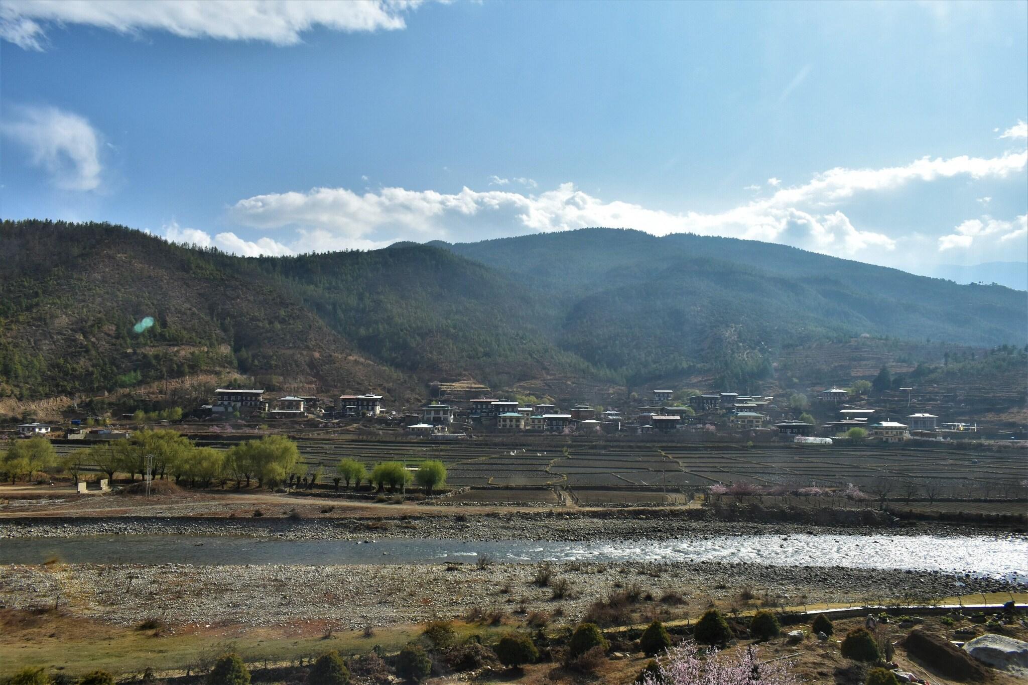 Le Méridien Paro, Riverfront by null