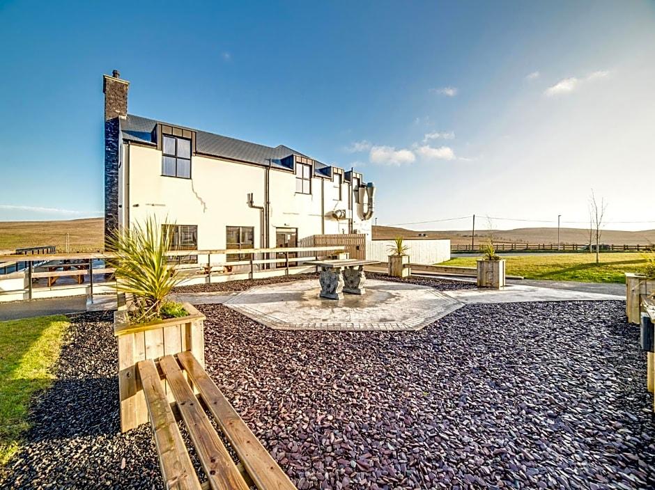 General view 5, OYO Standing Stones Lodge, Lisburn and Castlereagh