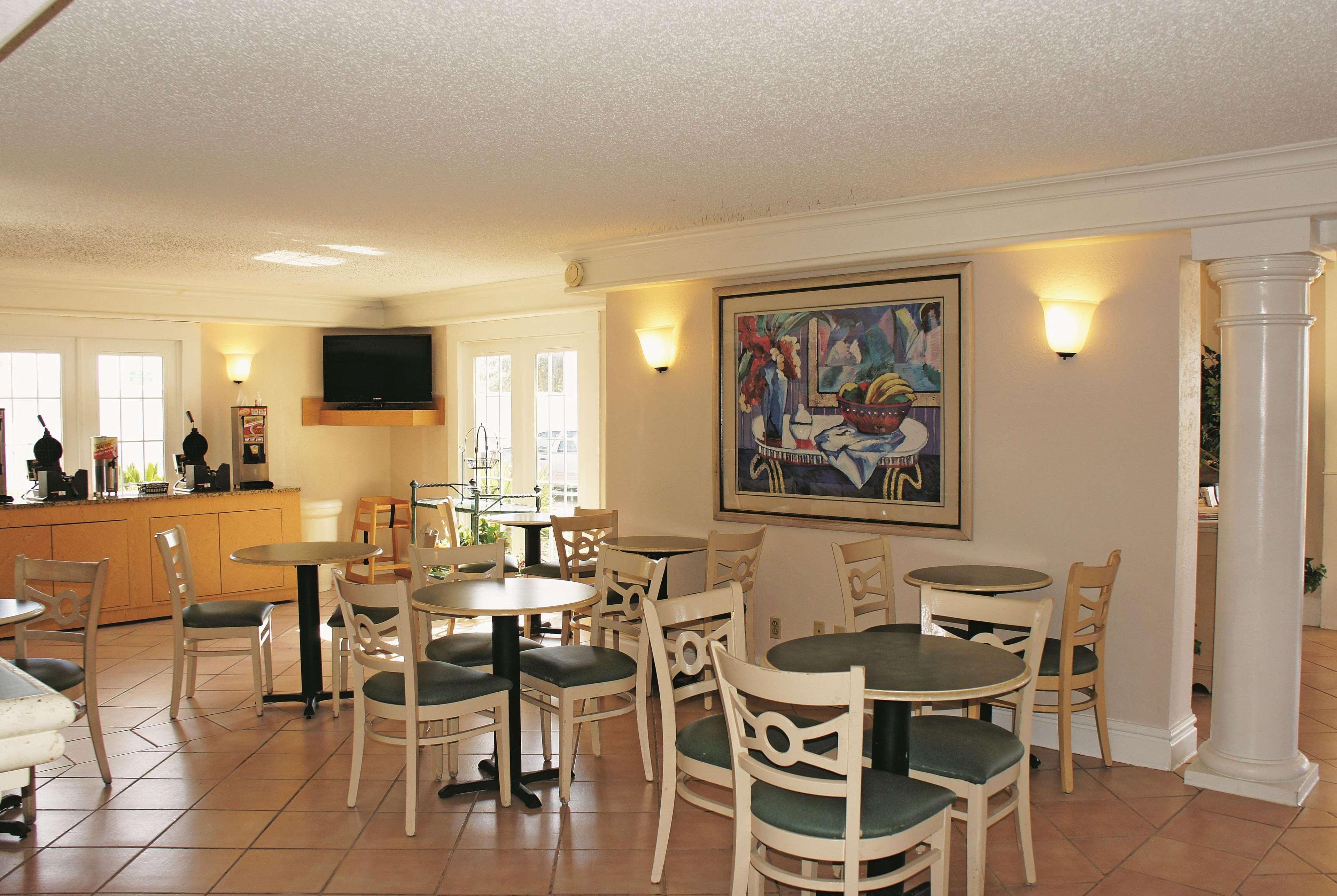 La Quinta Inn By Wyndham Clute Lake Jackson