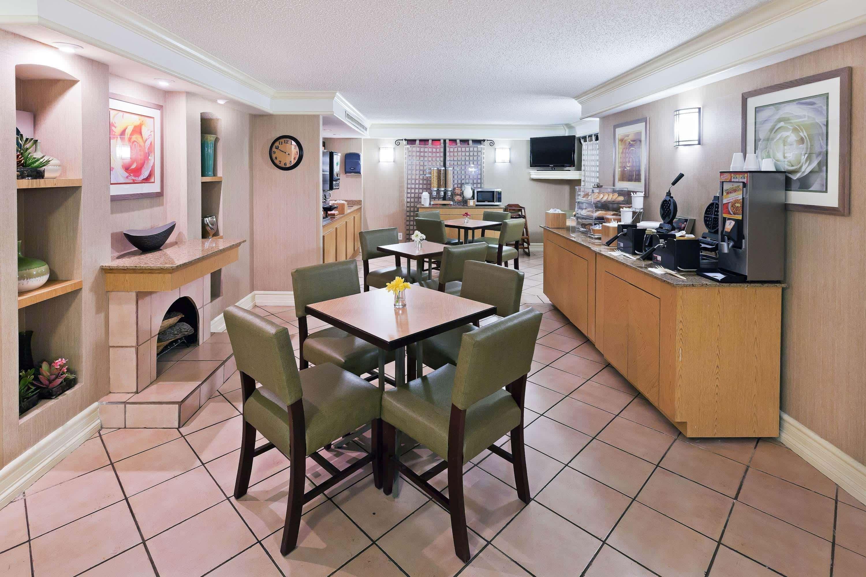 La Quinta Inn By Wyndham Amarillo Mid City