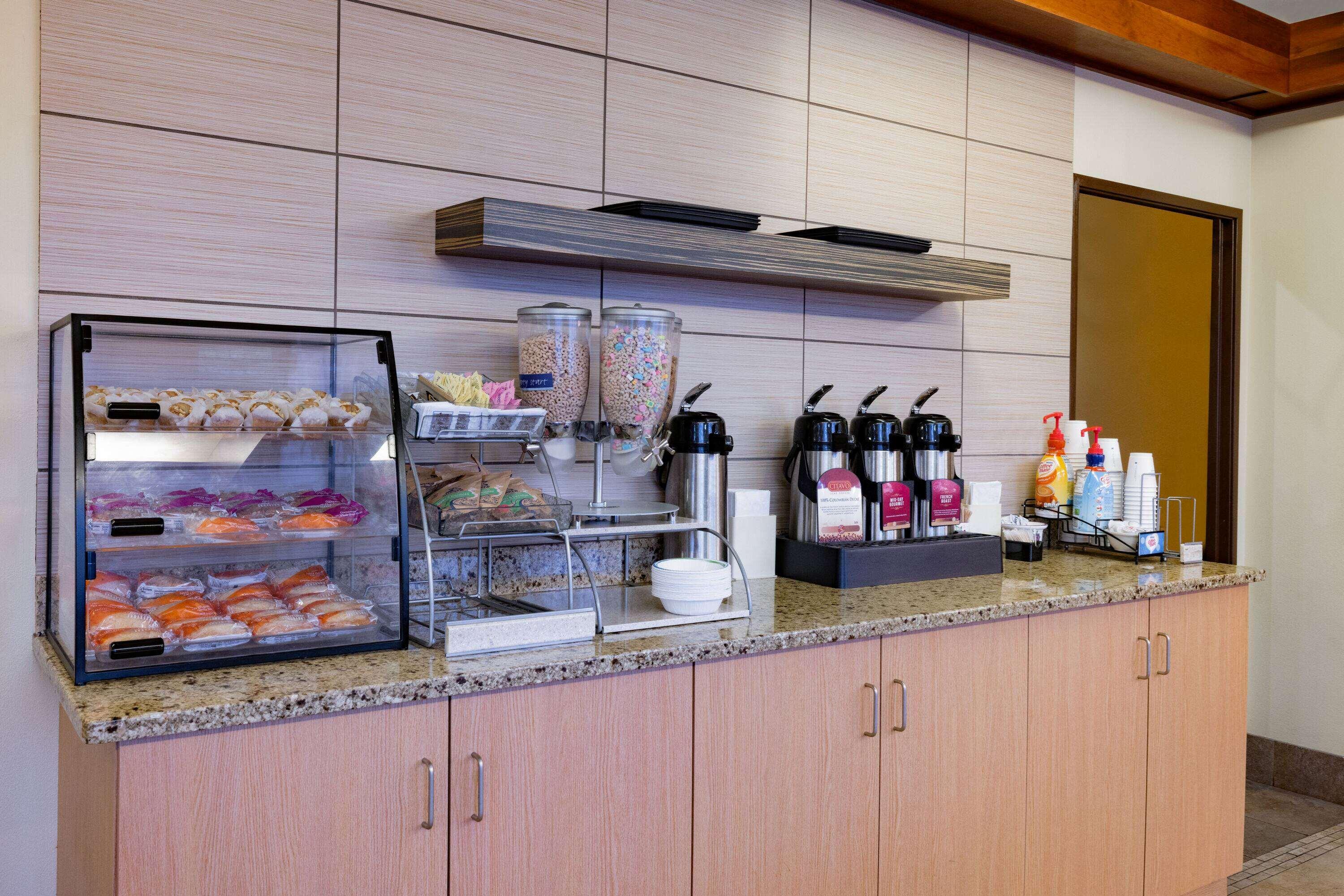 La Quinta Inn Suites By Wyndham Helena
