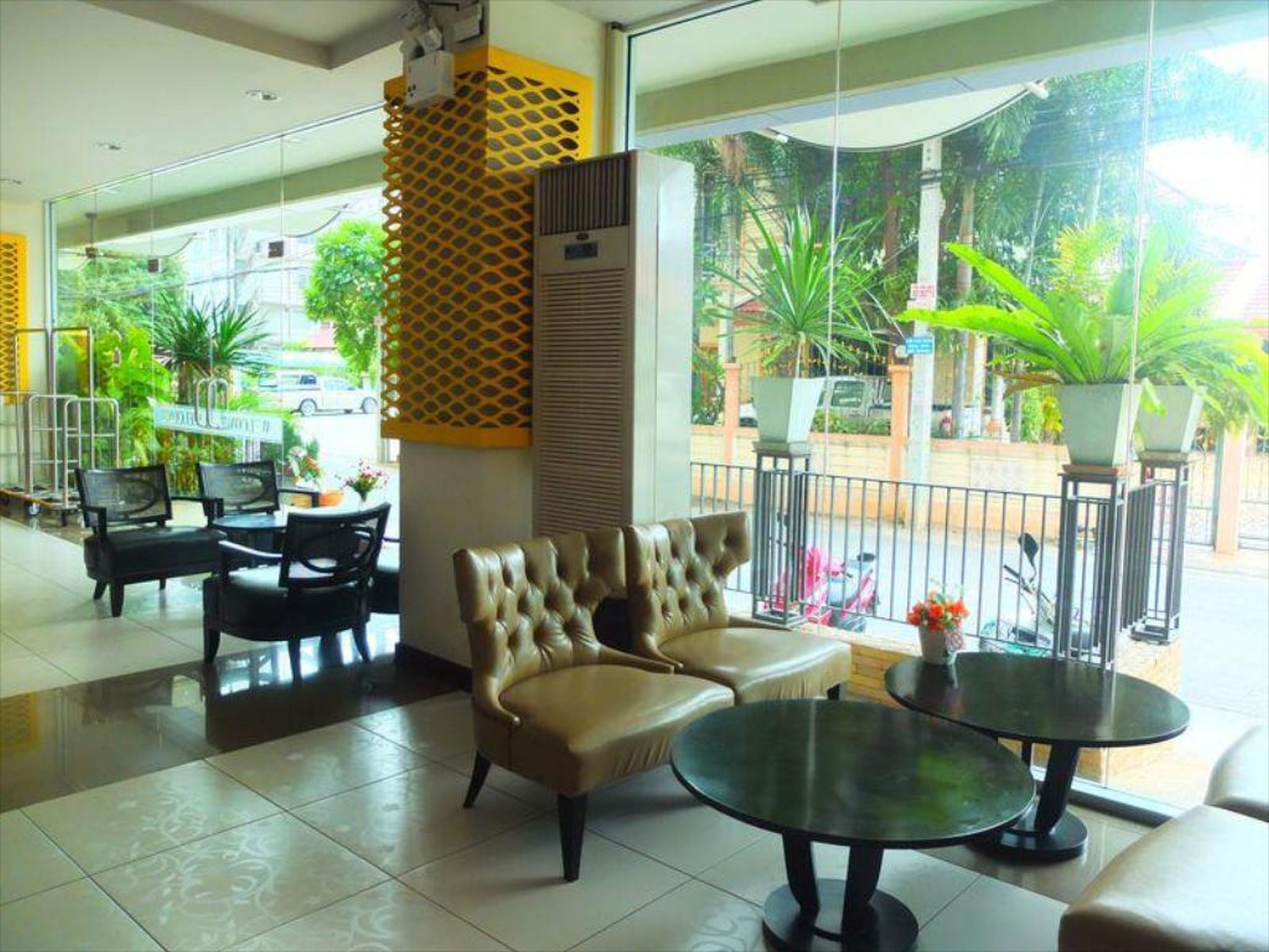Curve Boutique Pattaya