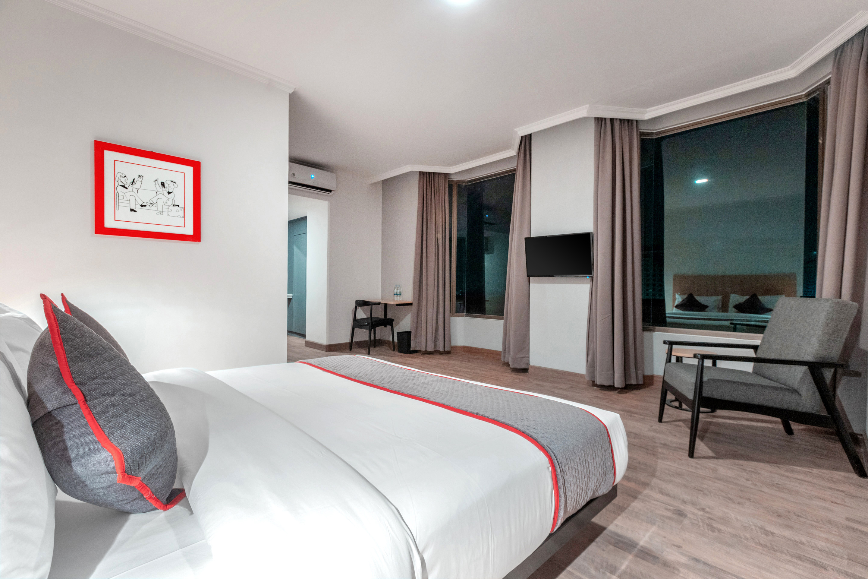Super OYO Townhouse 2 Hotel Gunung Sahari