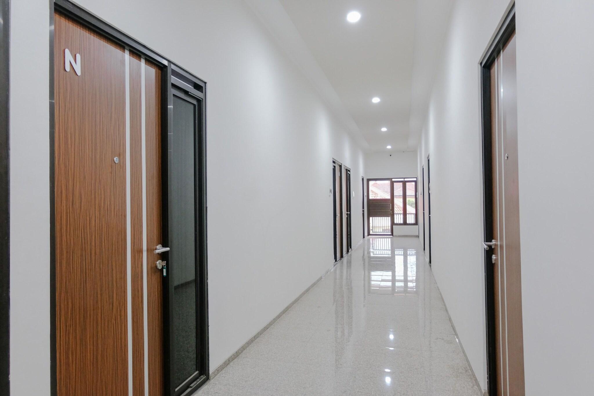 OYO 1038 Embun Pagi Syariah Residence