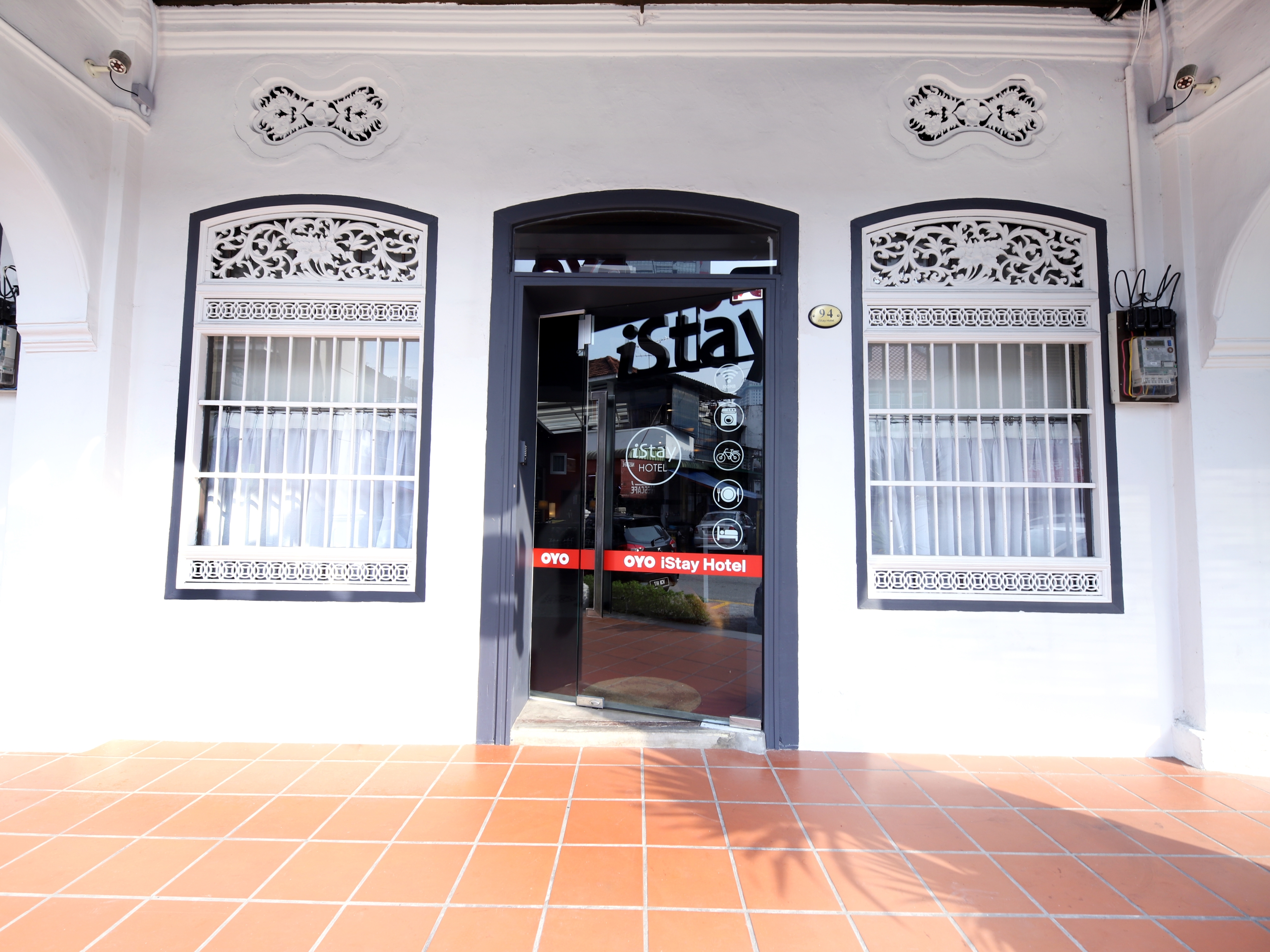 iStay Hotel