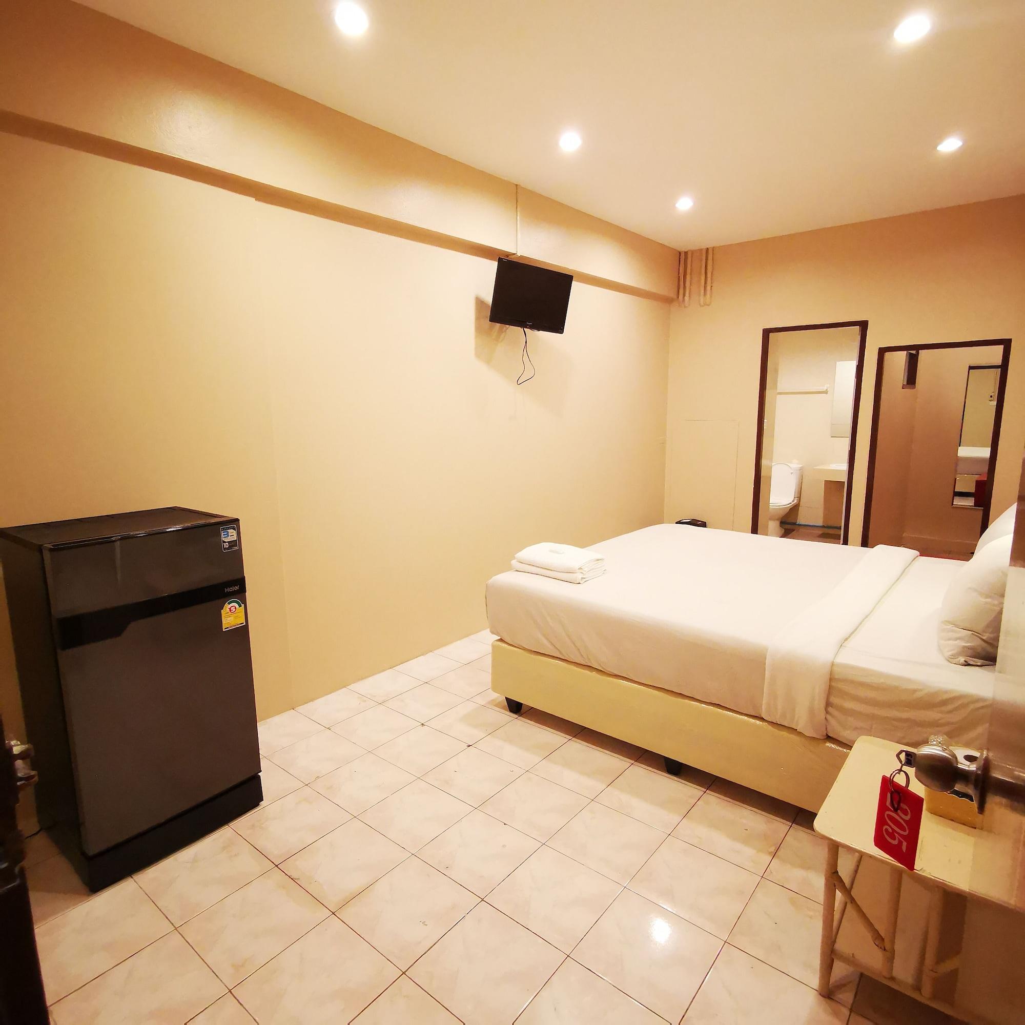 OYO 128 Kkinn South Pattaya Hotel