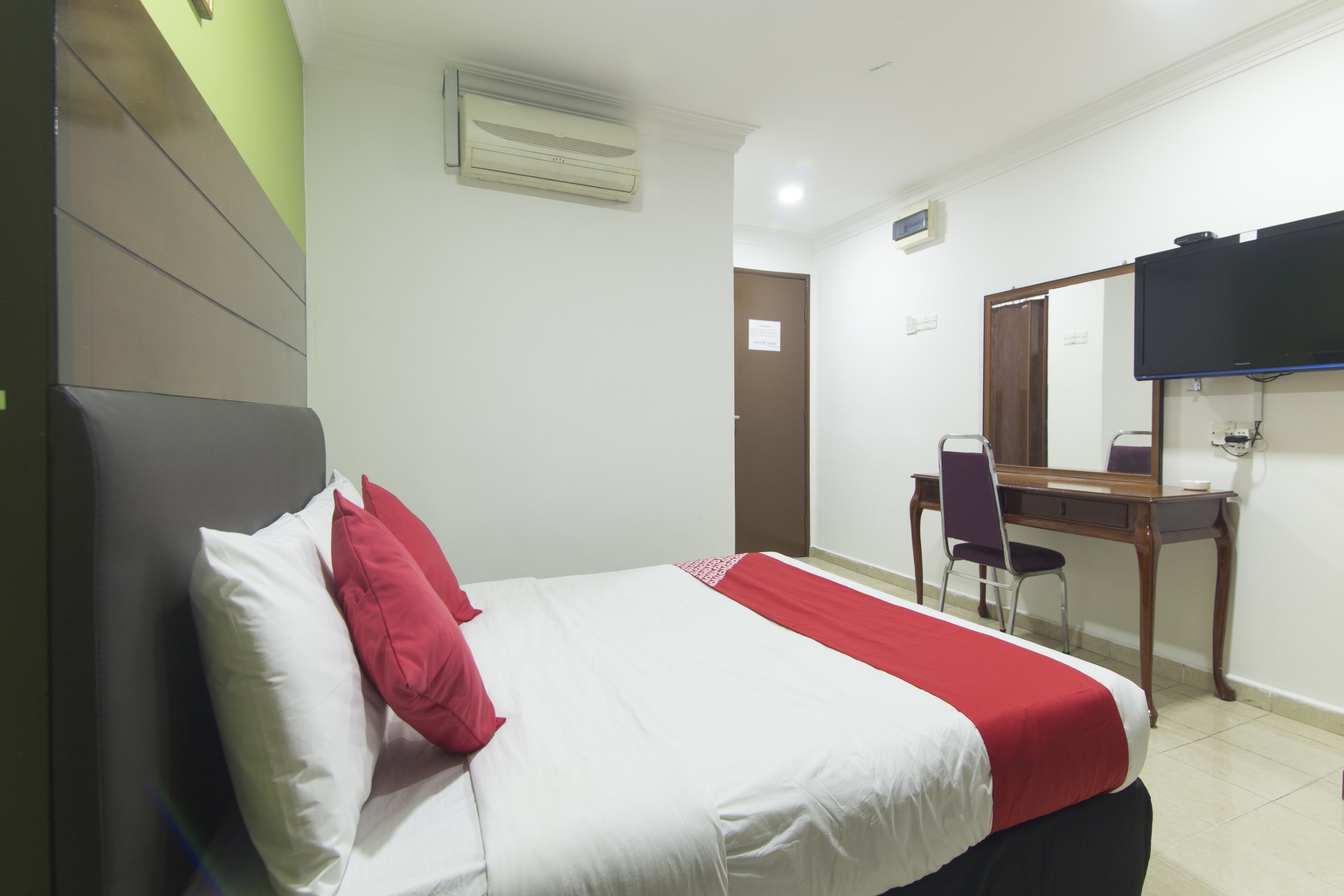 OYO 805 Hotel Run Star