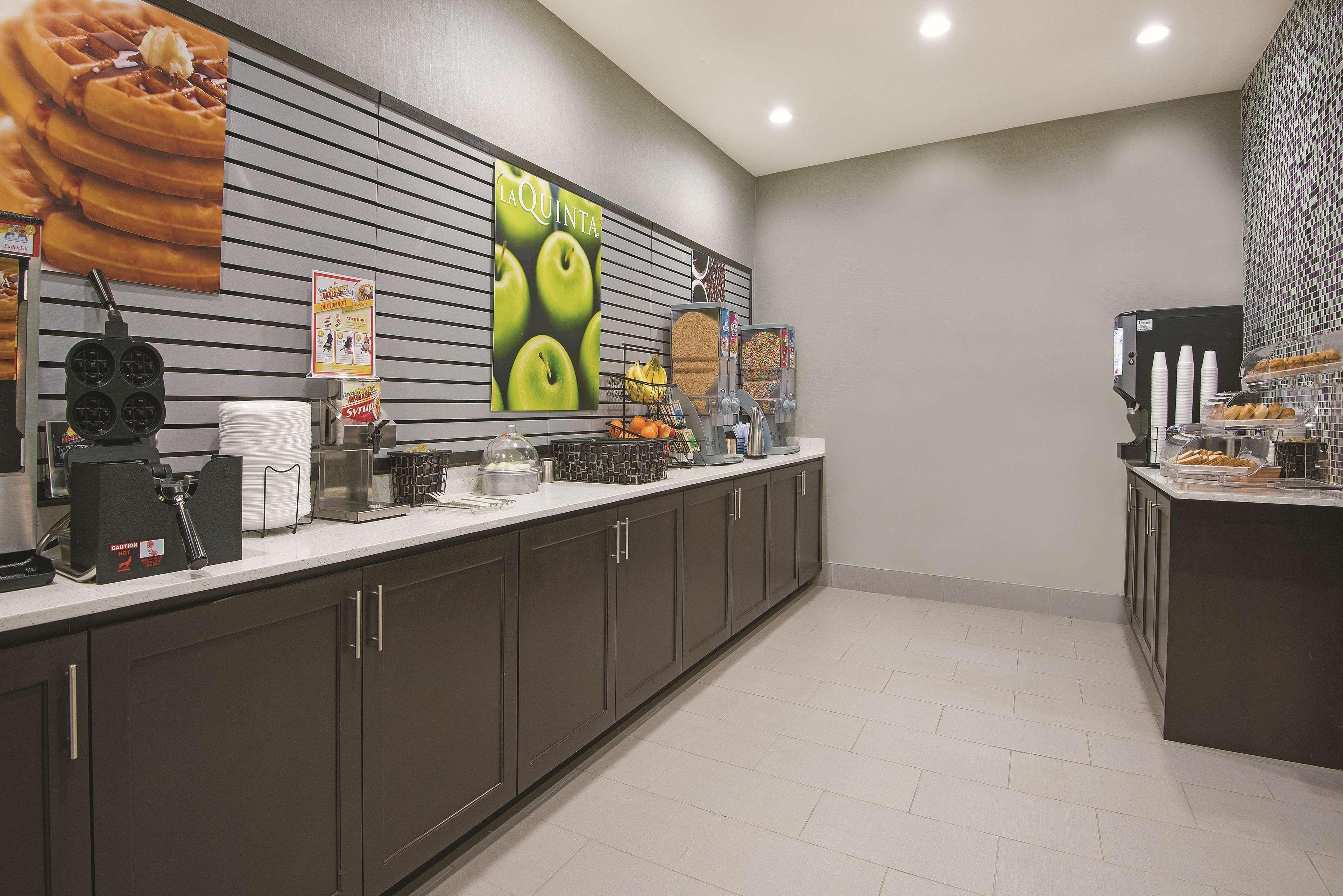 La Quinta Inn Suites Fort Worth West I 30
