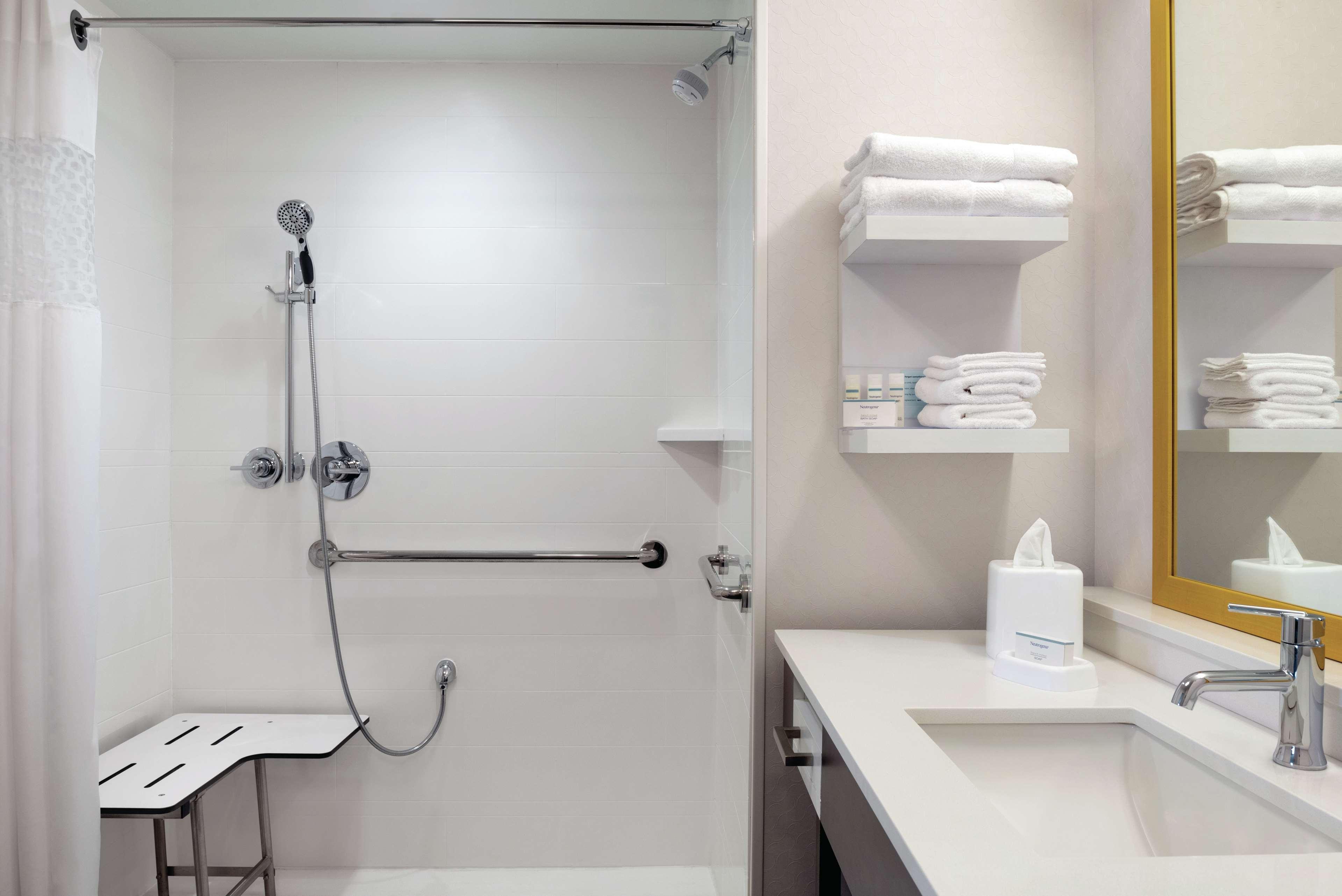 Hampton Inn By Hilton Champaign Southwest