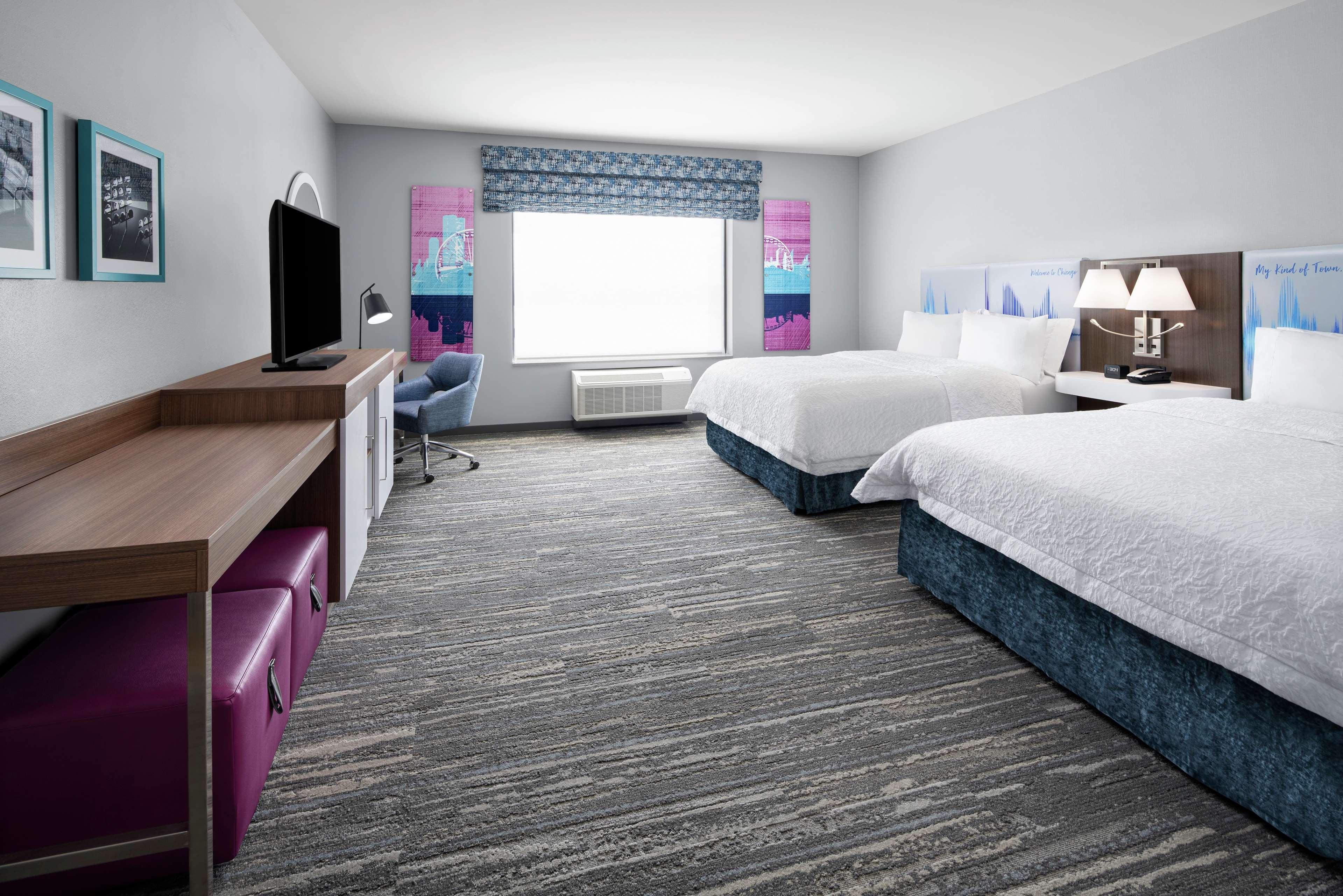 Hampton Inn & Suites Bridgeview Chicago