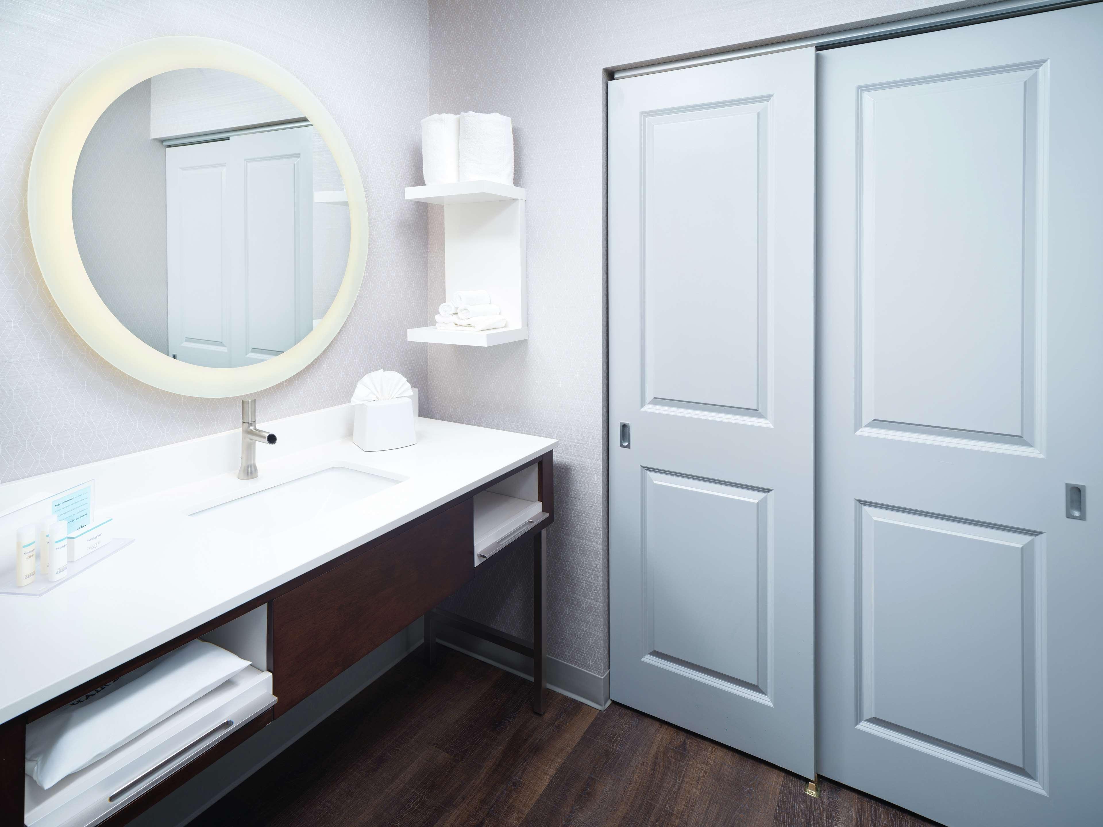 Hampton Inn & Suites Atlanta  Decatur/Emor