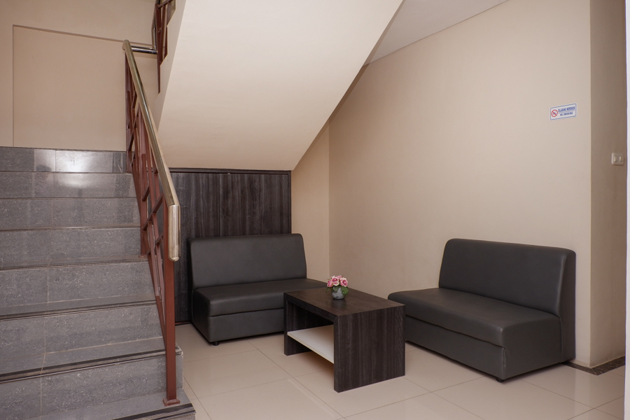 RedDoorz near Java Supermall Semarang, Semarang