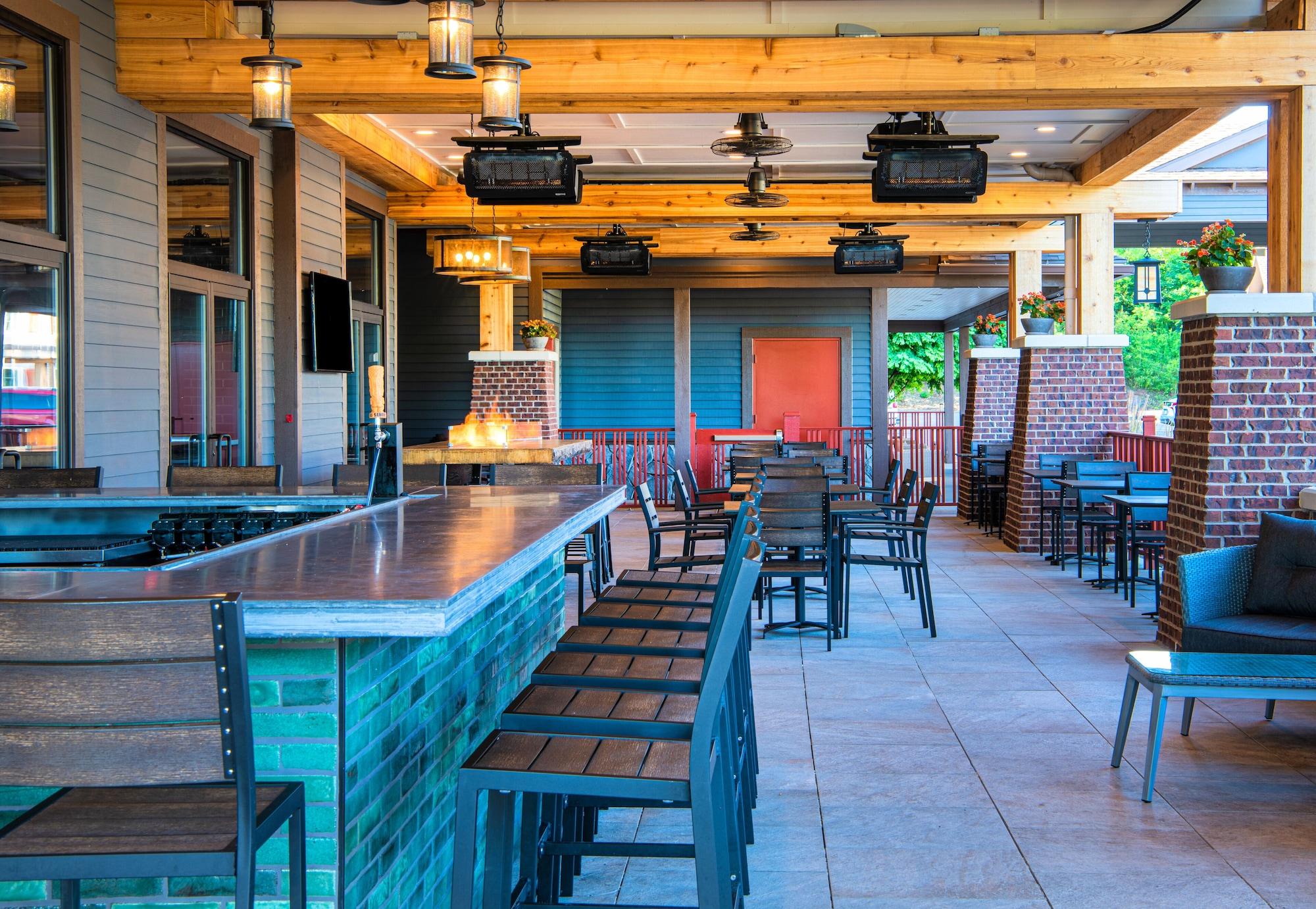 The Craftsman Inn Suites