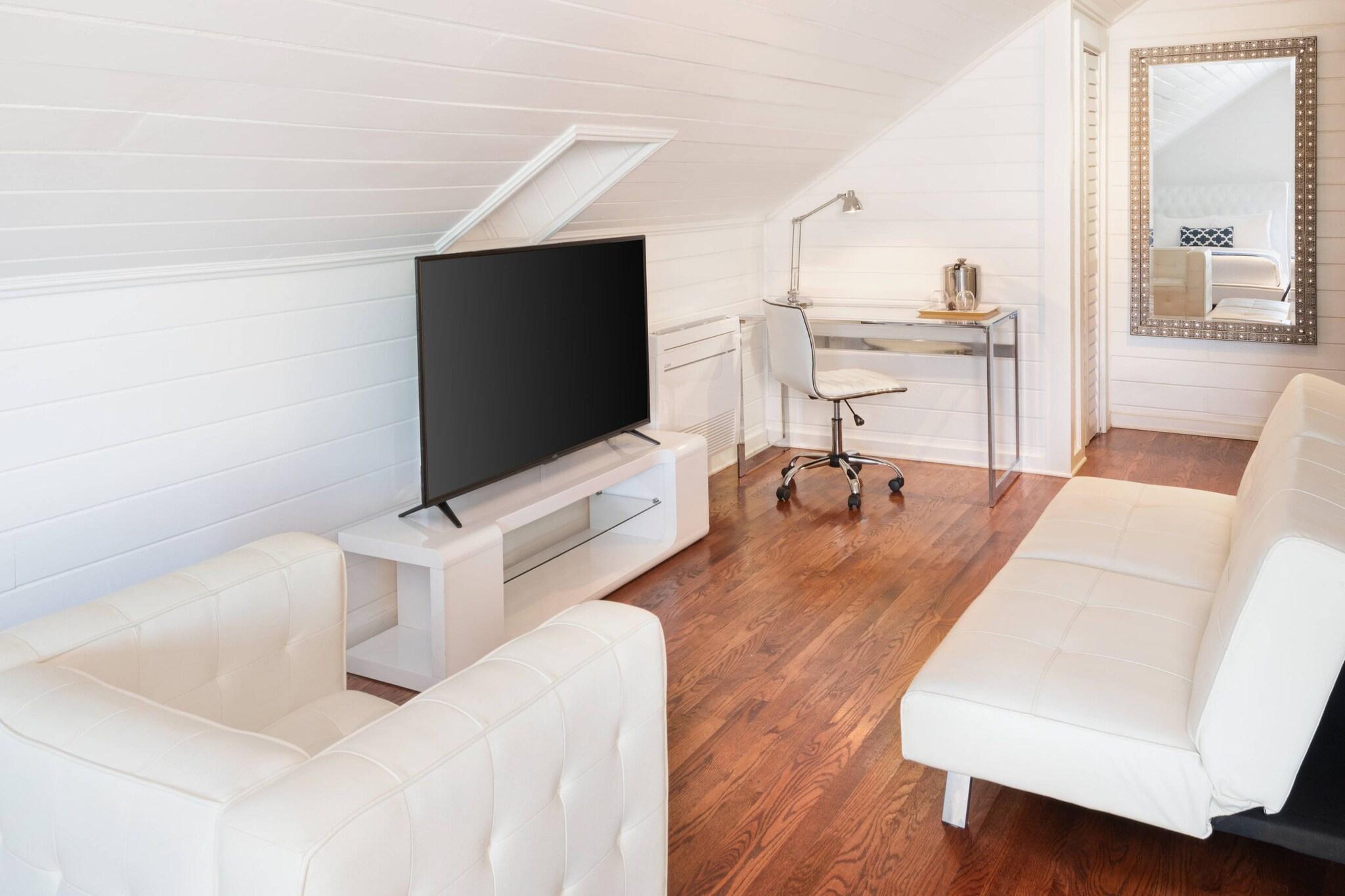 The Saint Hotel Key West, Autograph Collection, Adult Only by null