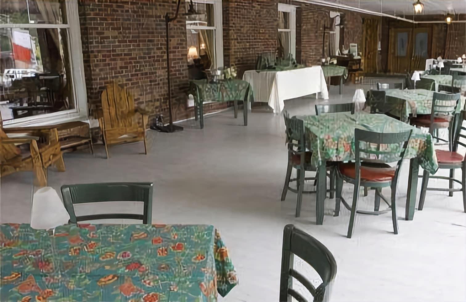 The Pines Inn Lake Placid