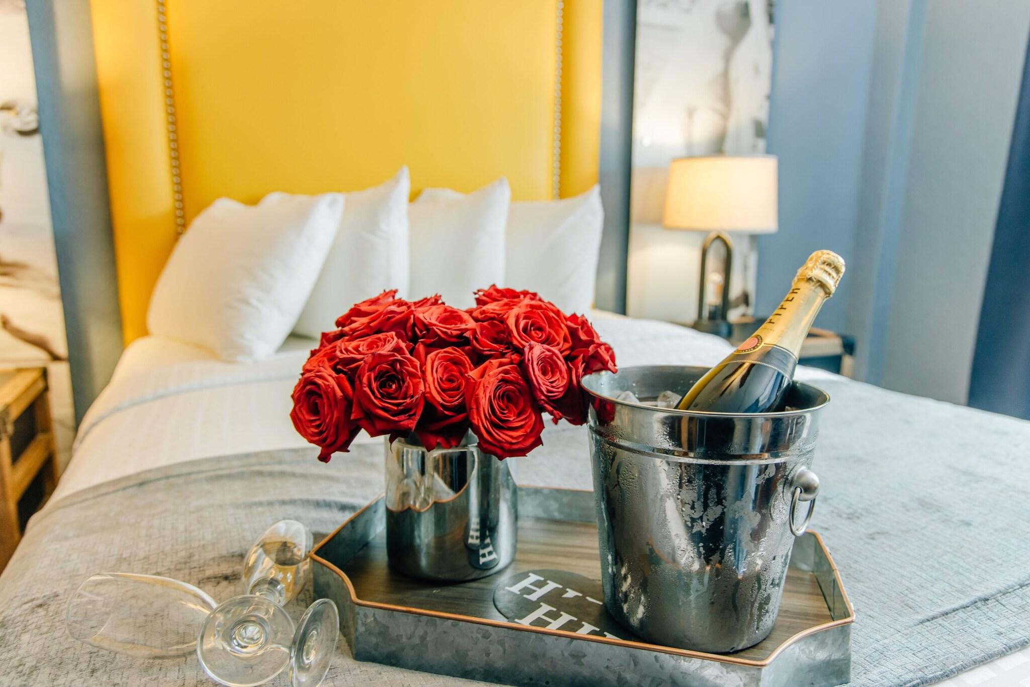 Hollander Hotel St. Petersburg / Downtown by null