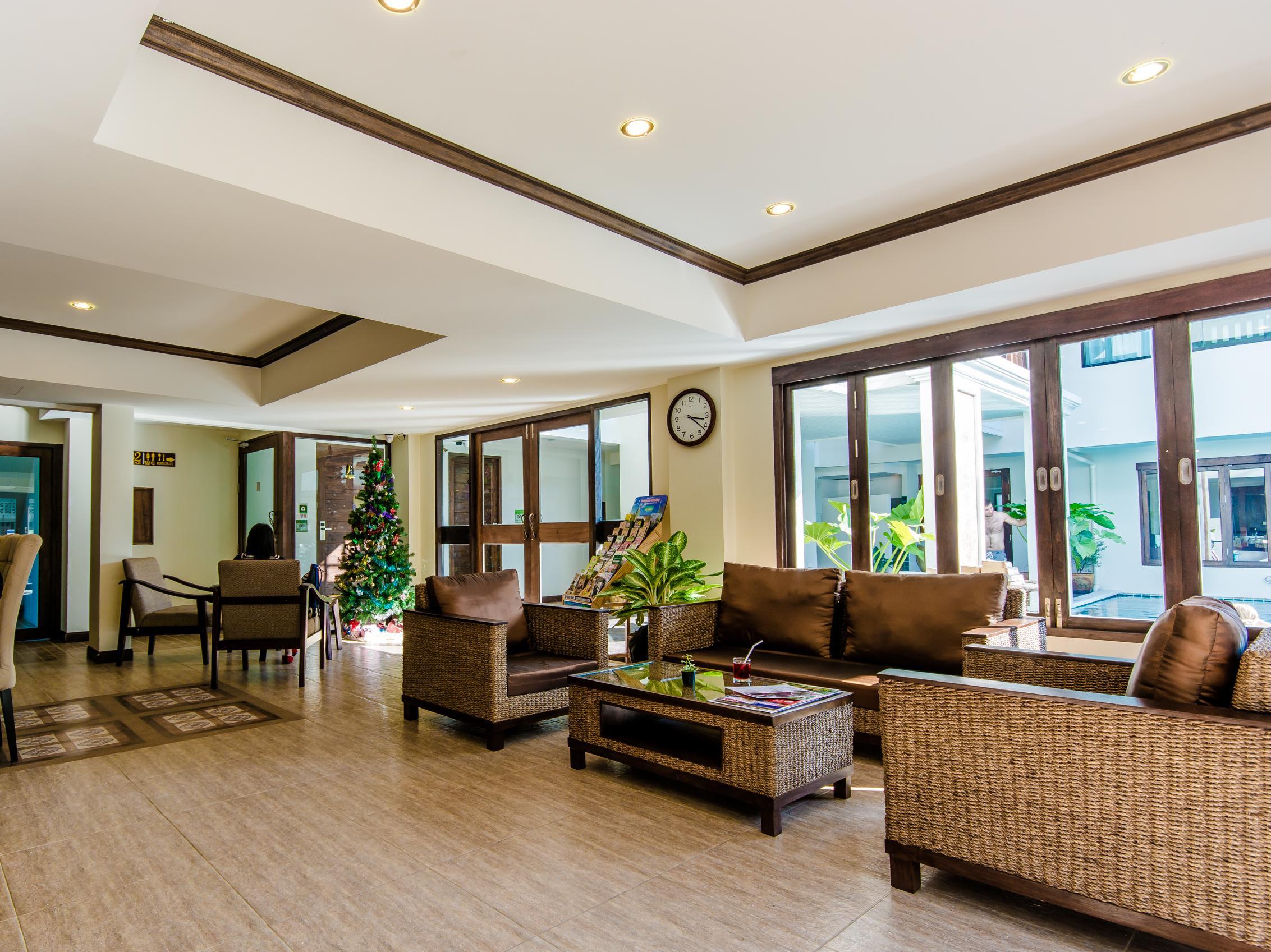 Golden Bell Hotel