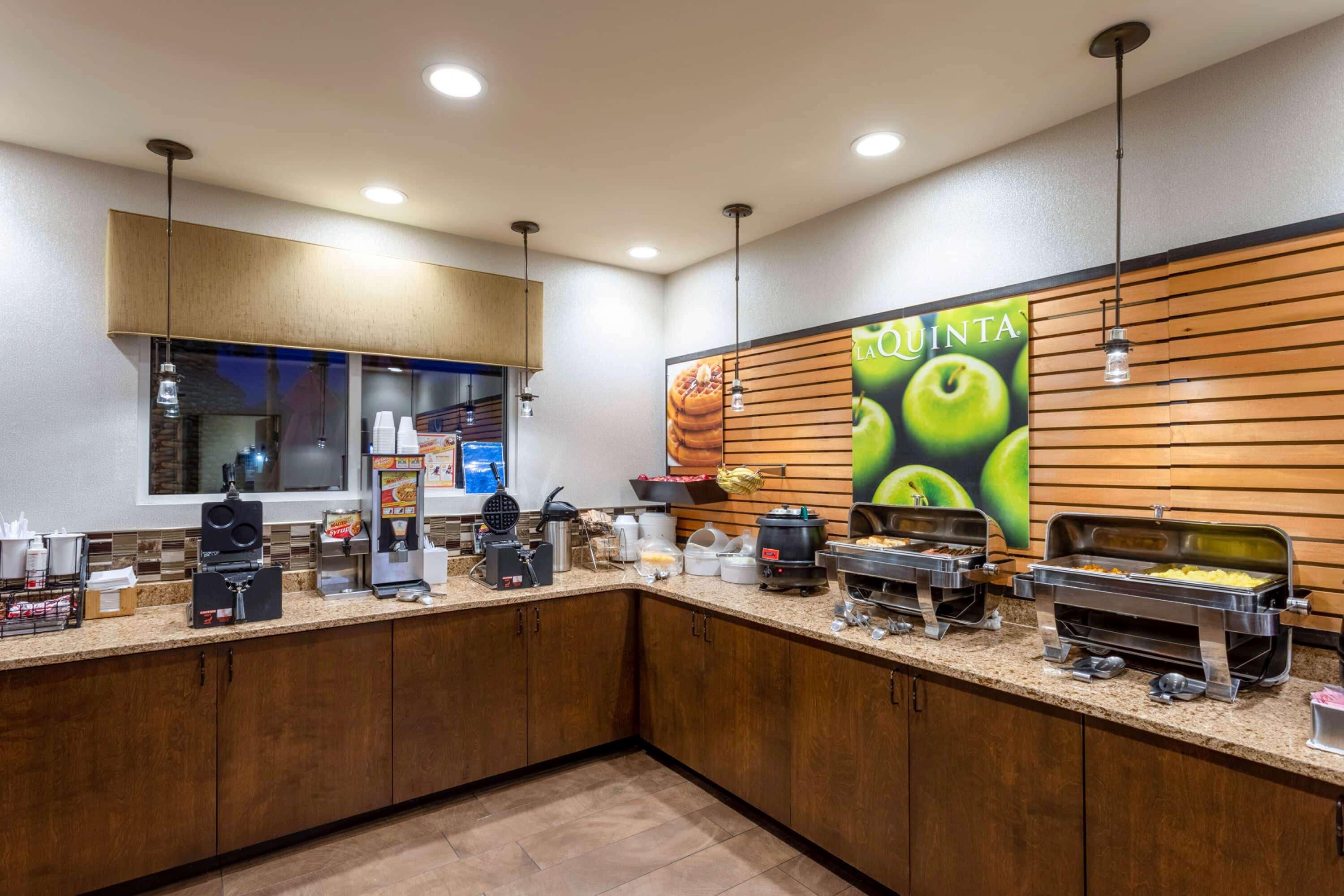 La Quinta Inn Suites By Wyndham Pigeon Forge