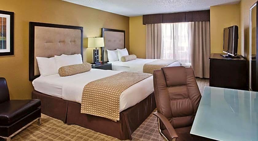 La Quinta Inn Suites By Wyndham Hot Springs