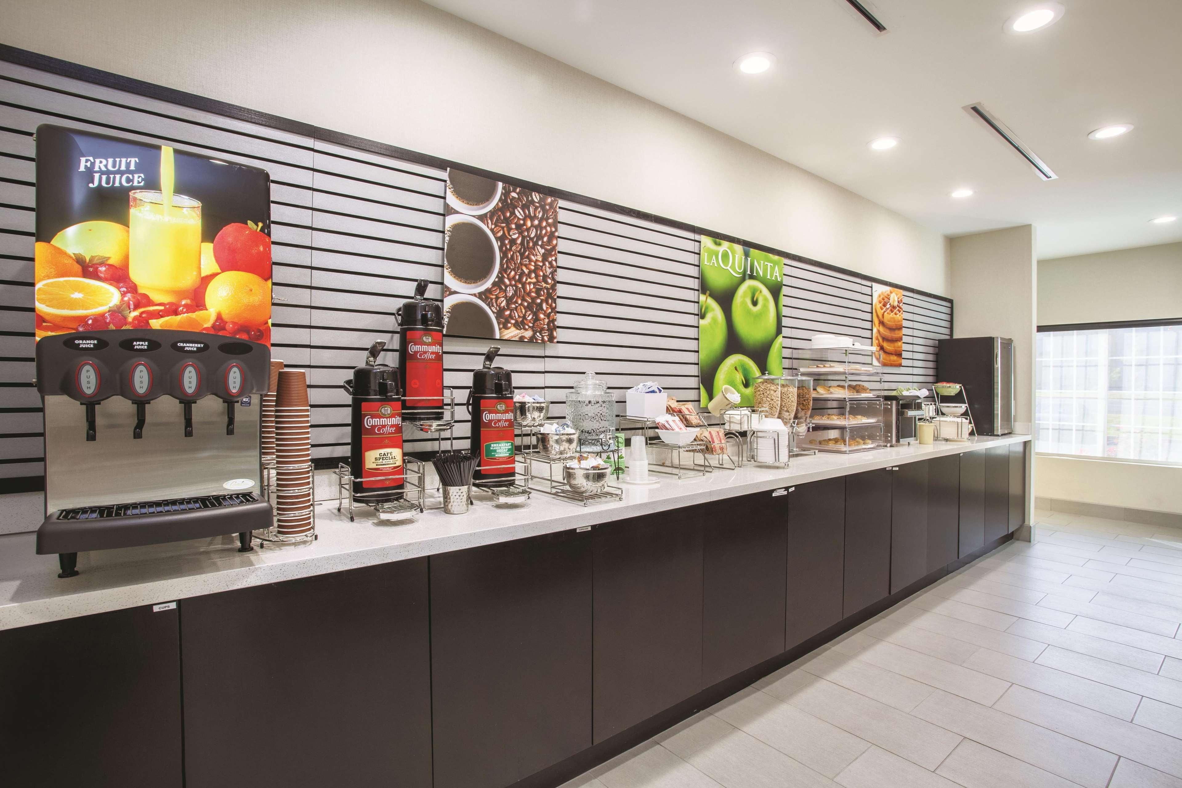 La Quinta Inn Suites By Wyndham Cullman