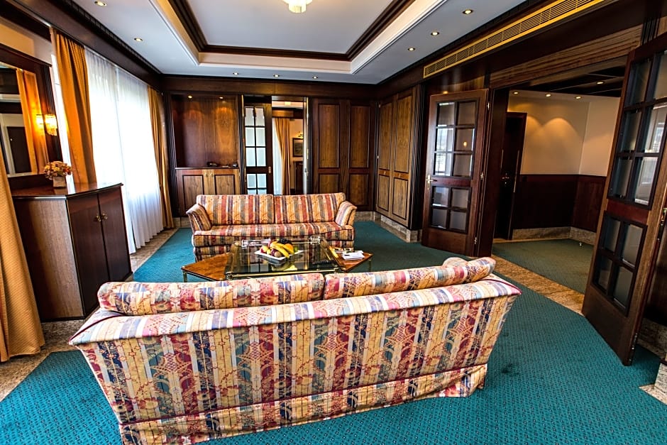 Rahat Palace Hotel by null