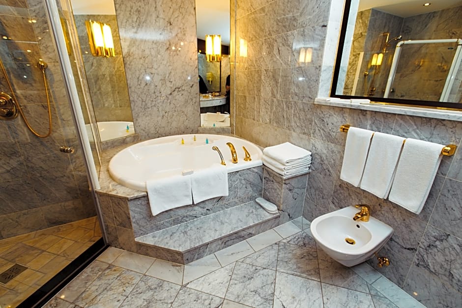 Rahat Palace Hotel by null