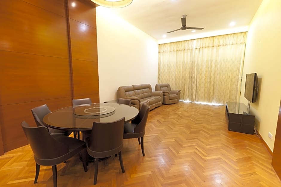 Profolio Straits Quay