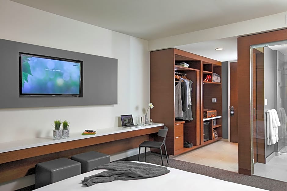 Mere Hotel by null