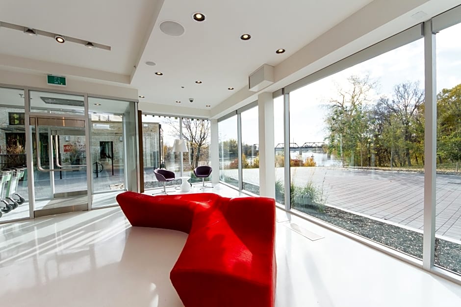 Mere Hotel by null