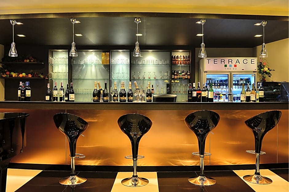 The 93 Hotel, Ratchathewi