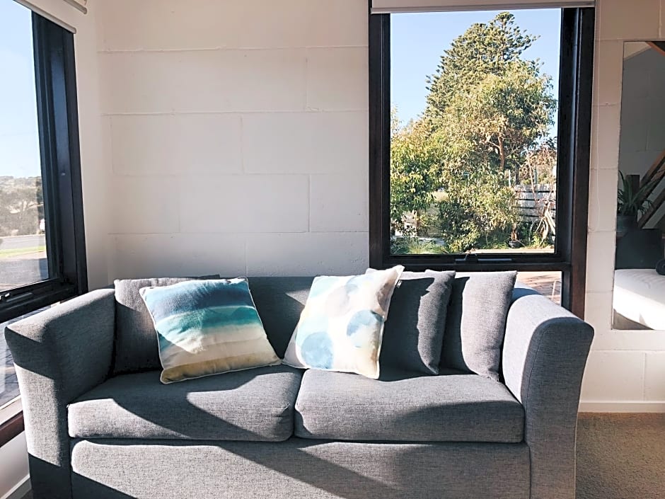 The Port O Call, Port Campbell by null