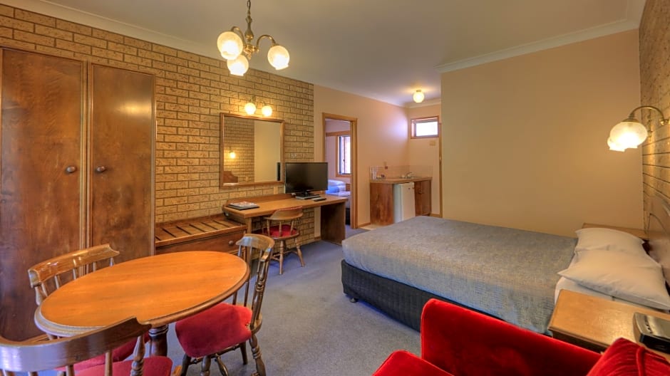 Barrass S John Bright Motor Inn