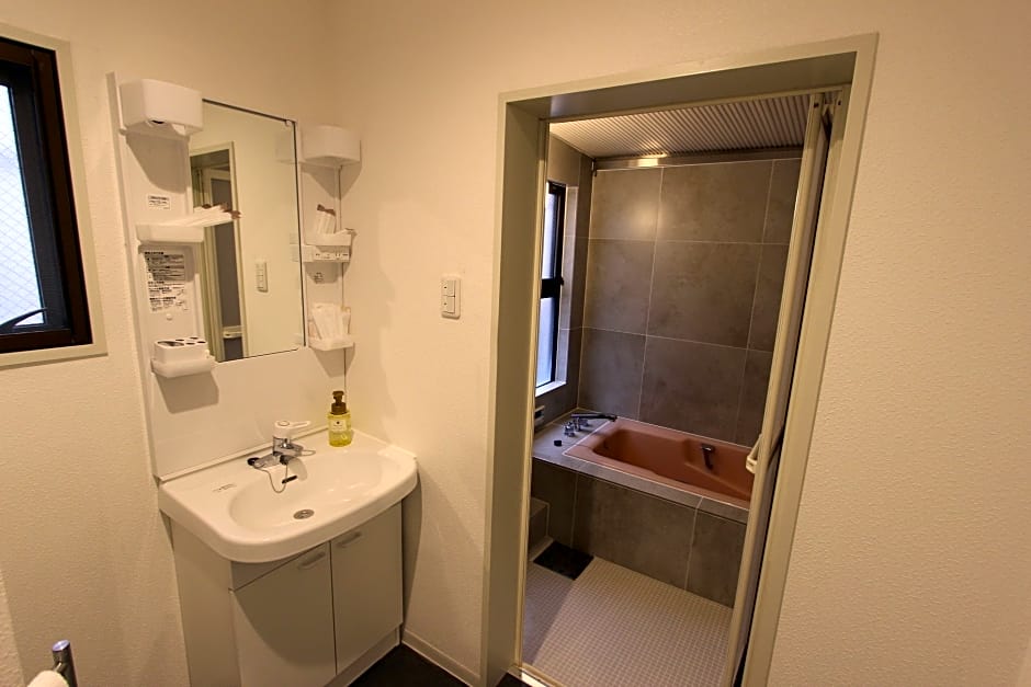 Rozy Hotel Namba