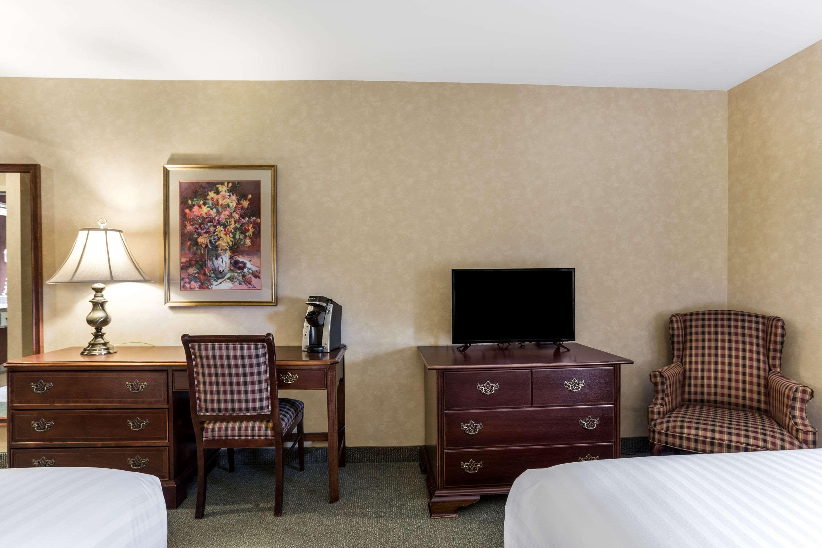 Traditions Hotel & Spa