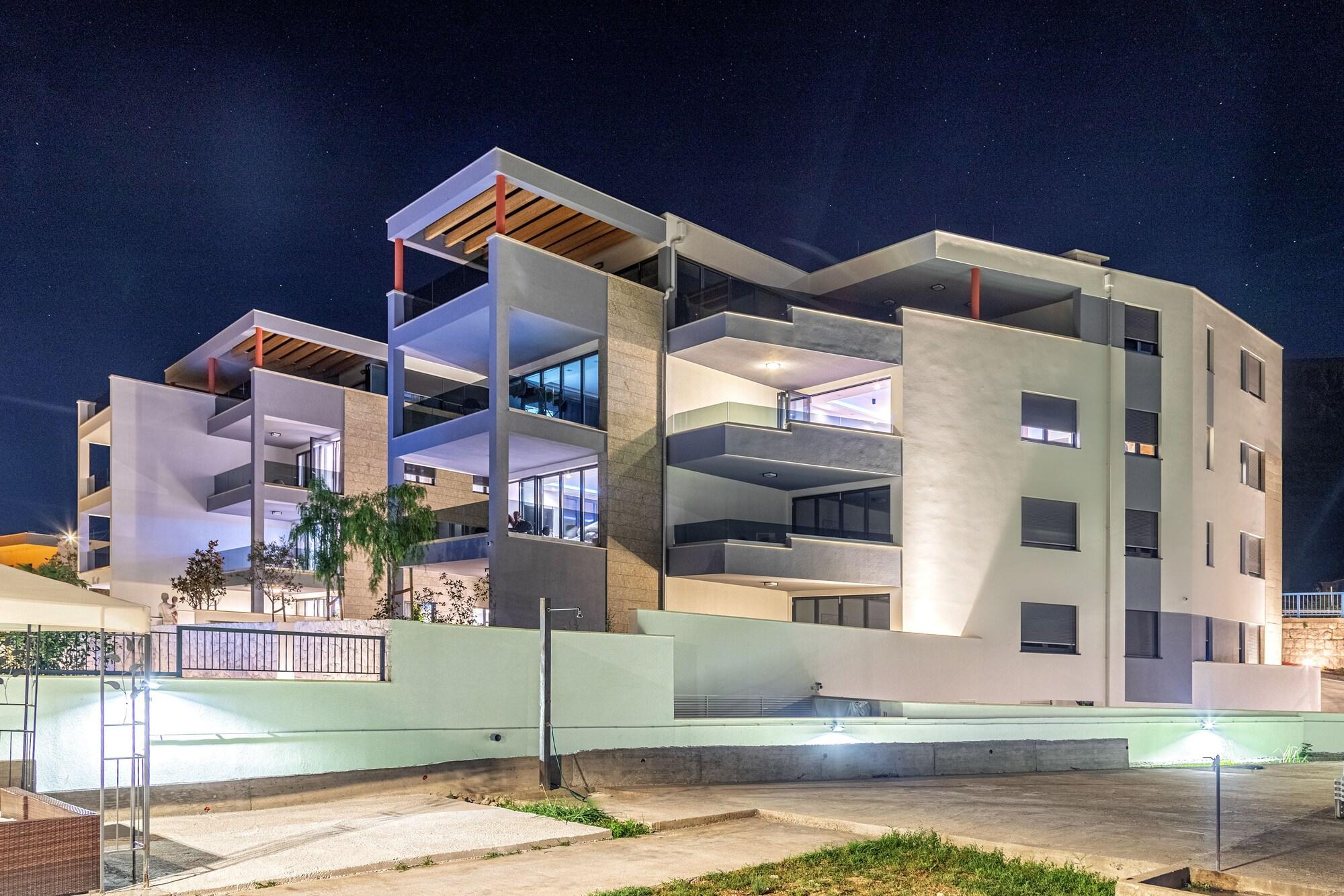 Vipo Prestige Apartments - photo