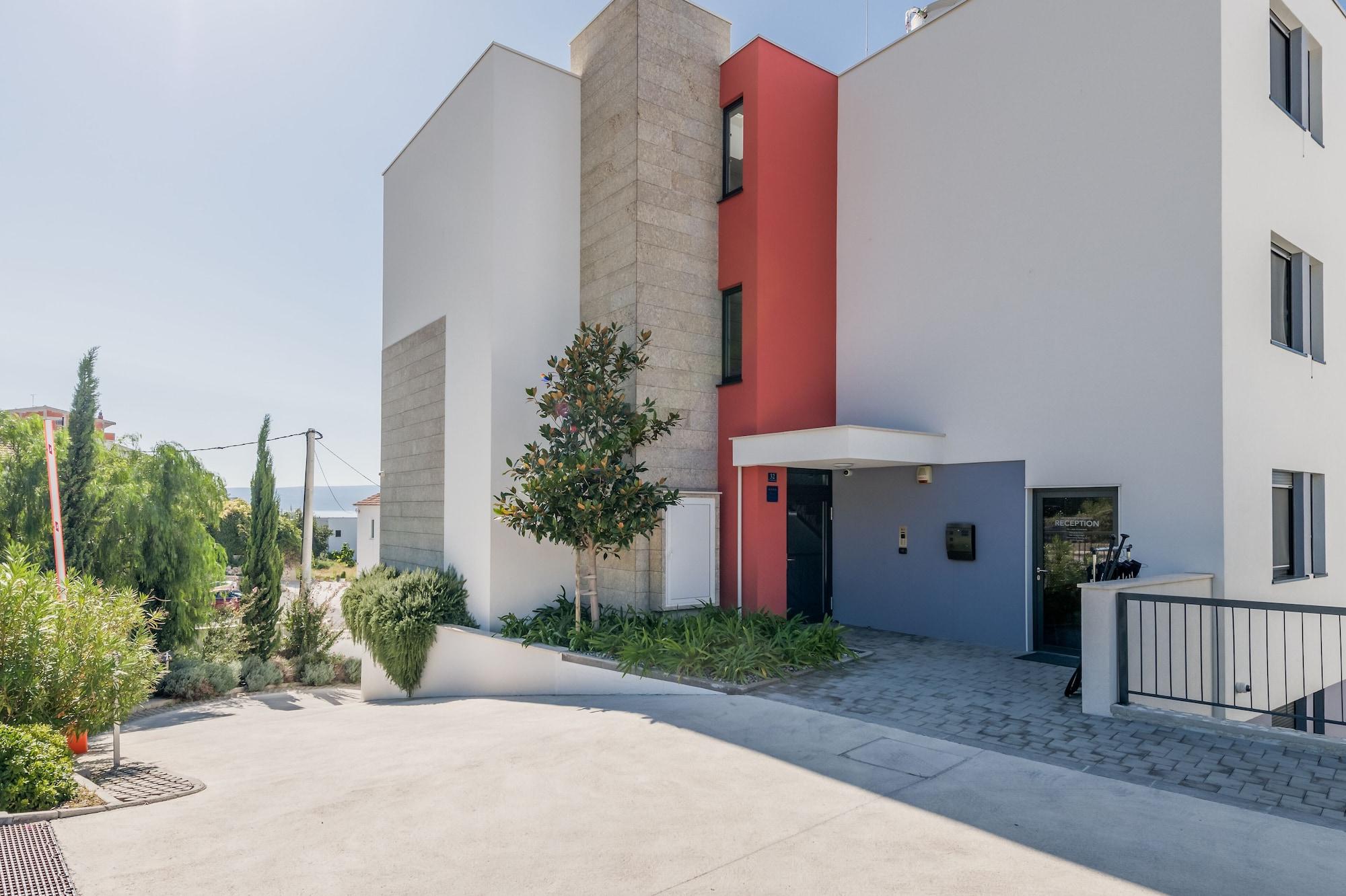 Vipo Prestige Apartments - photo