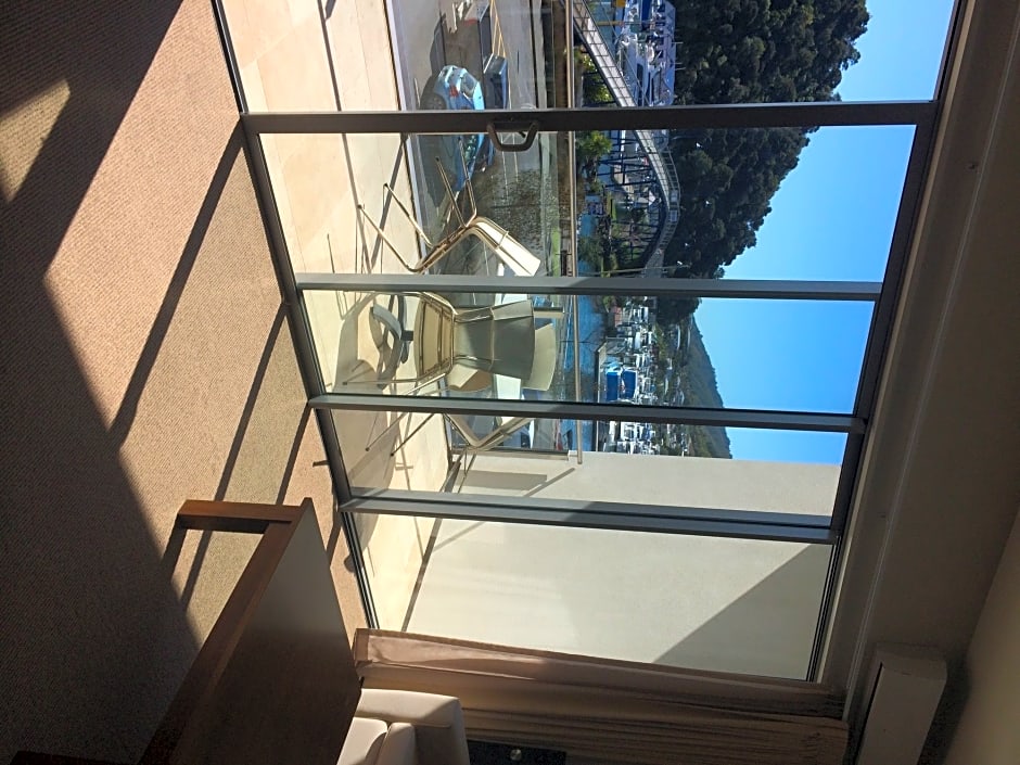Harbour View Motel