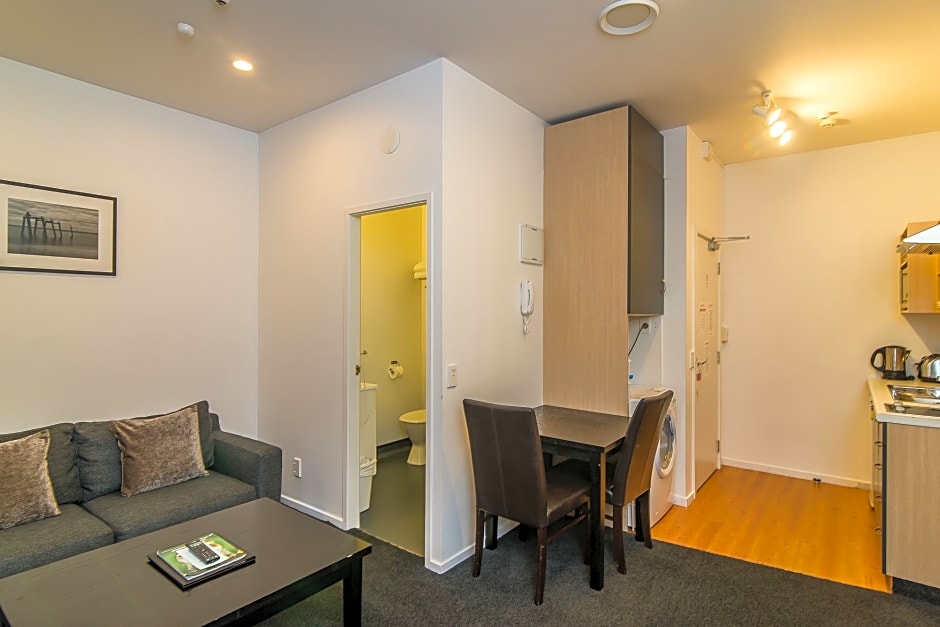 Gilmer Apartment Hotel Wellington by null
