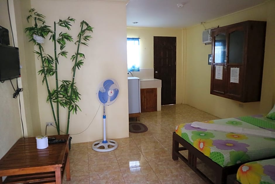 Golden Sam Resort