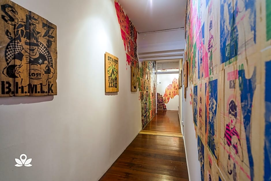 iStay.inn - an urban art hostel