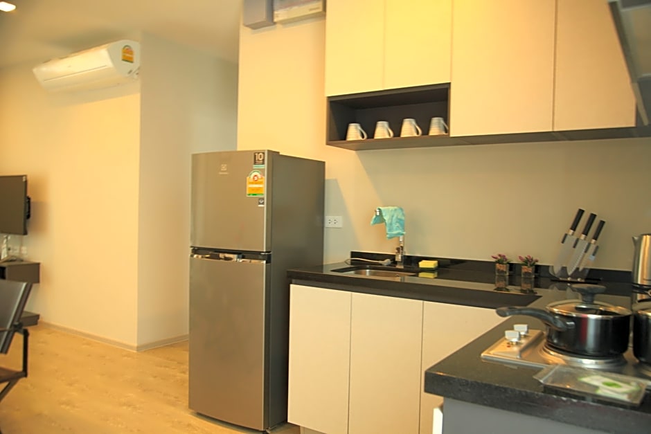 Pattaya Central Sea View Pool Suite