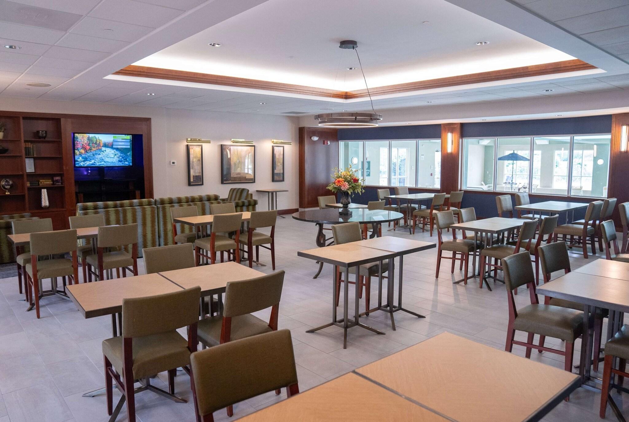 La Quinta Inn & Suites By Wyndham Bannockburn-Deer