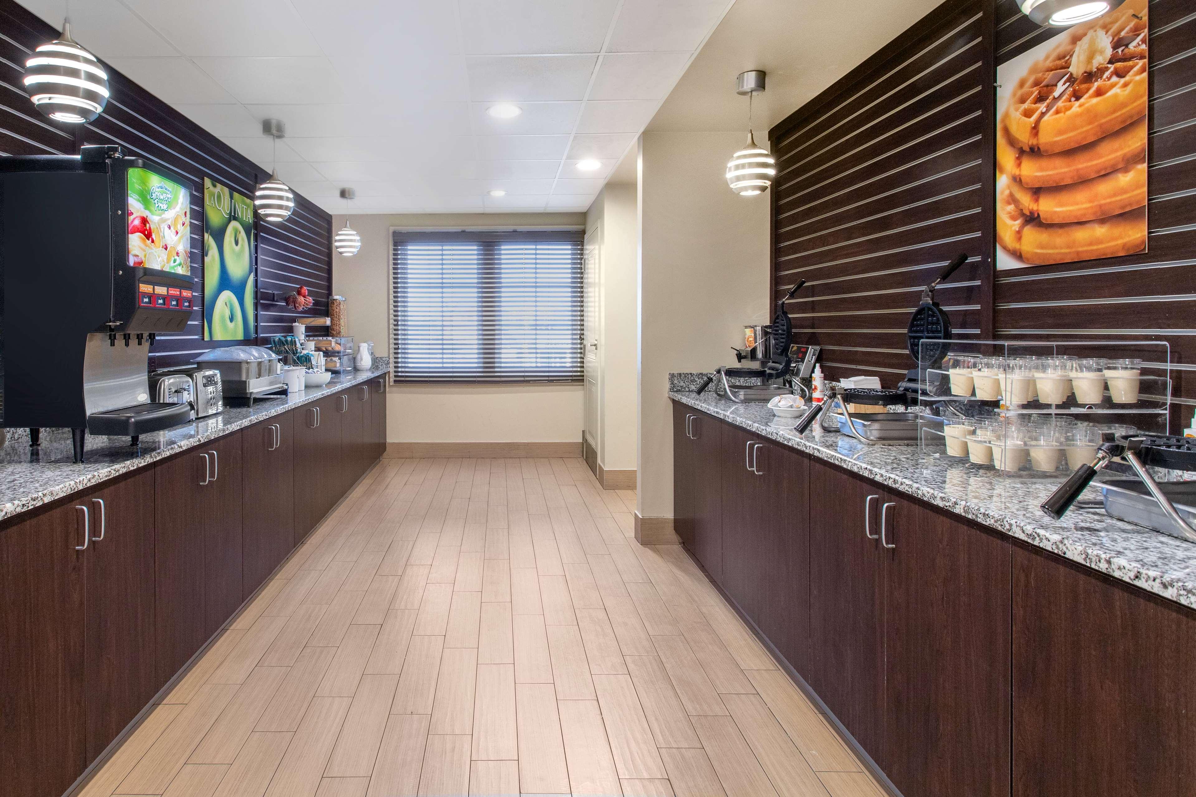 La Quinta Inn Suites By Wyndham Ocean City