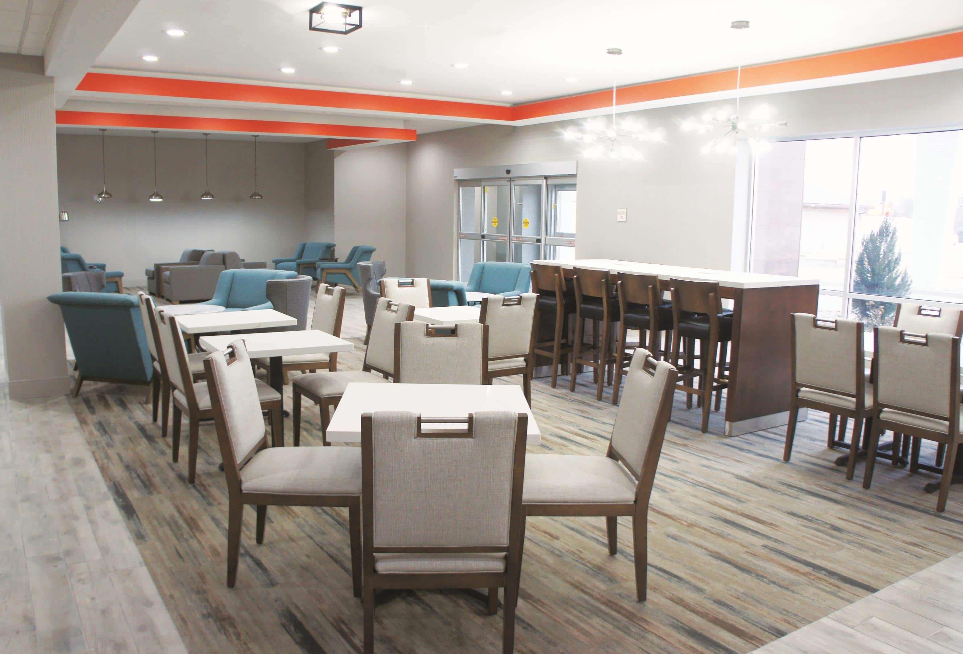 La Quinta Inn Suites By Wyndham Pittsburg