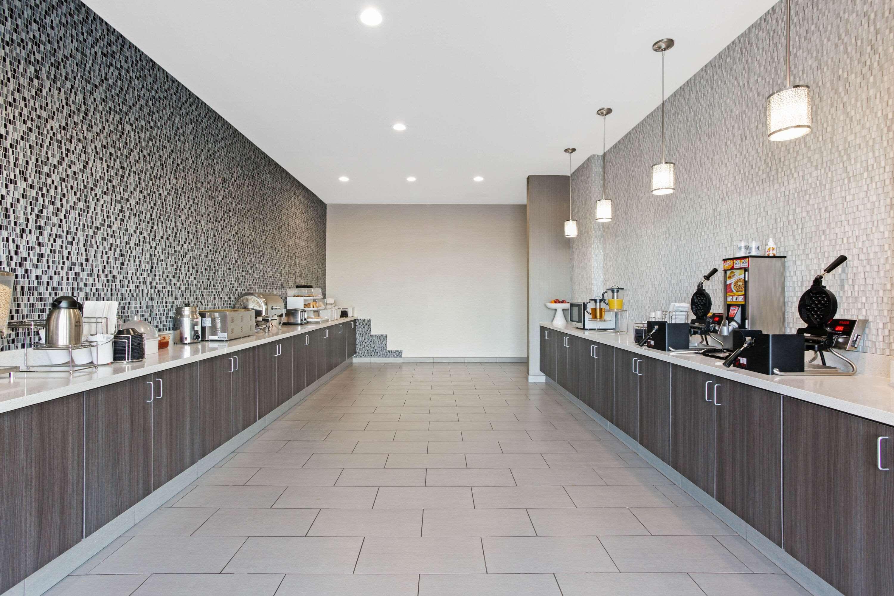 La Quinta Inn Suites By Wyndham Sweetwater East