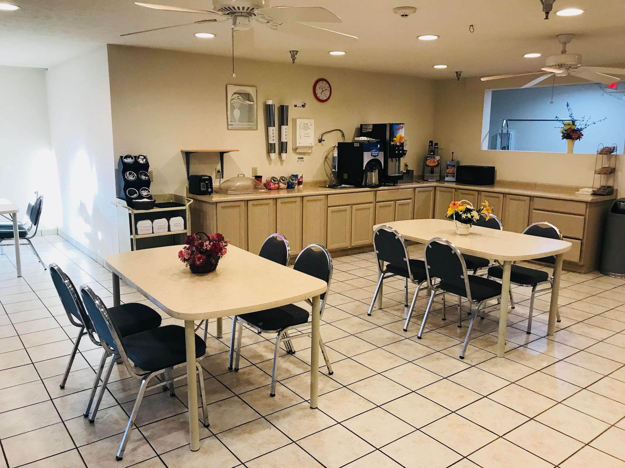 Americas Best Value Inn & Suites Pinckneyville