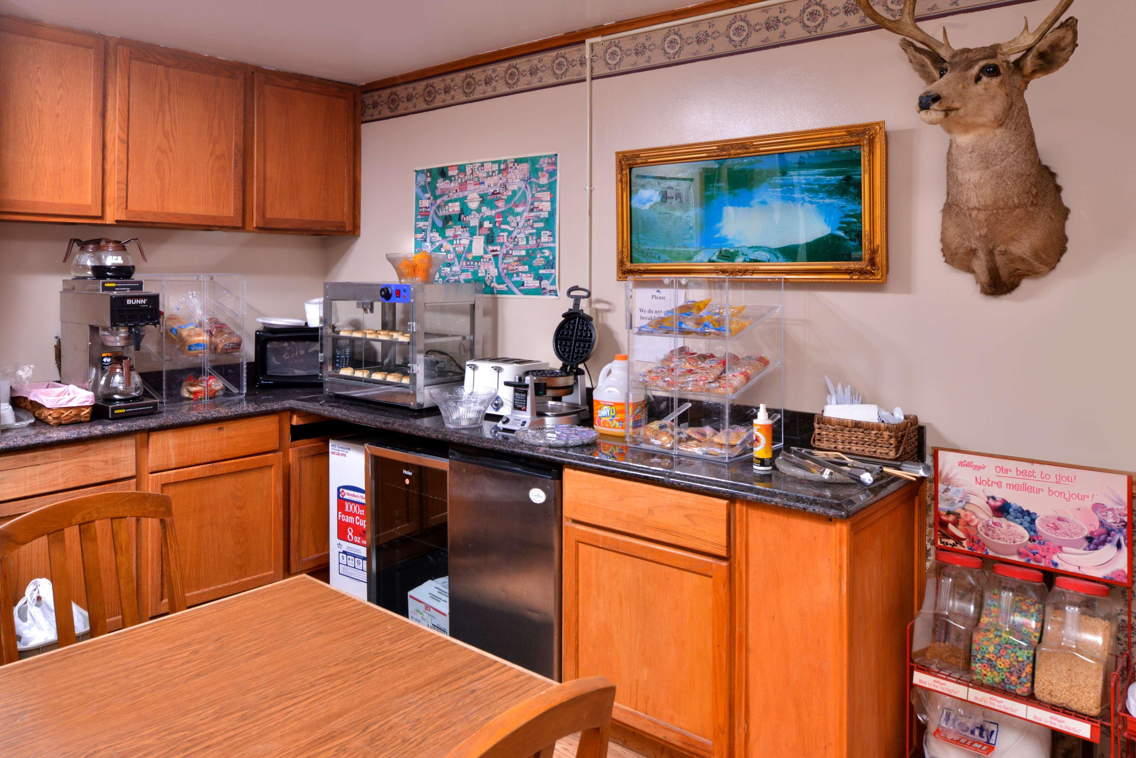 Americas Best Value Inn-Jonesville/Hillsdale