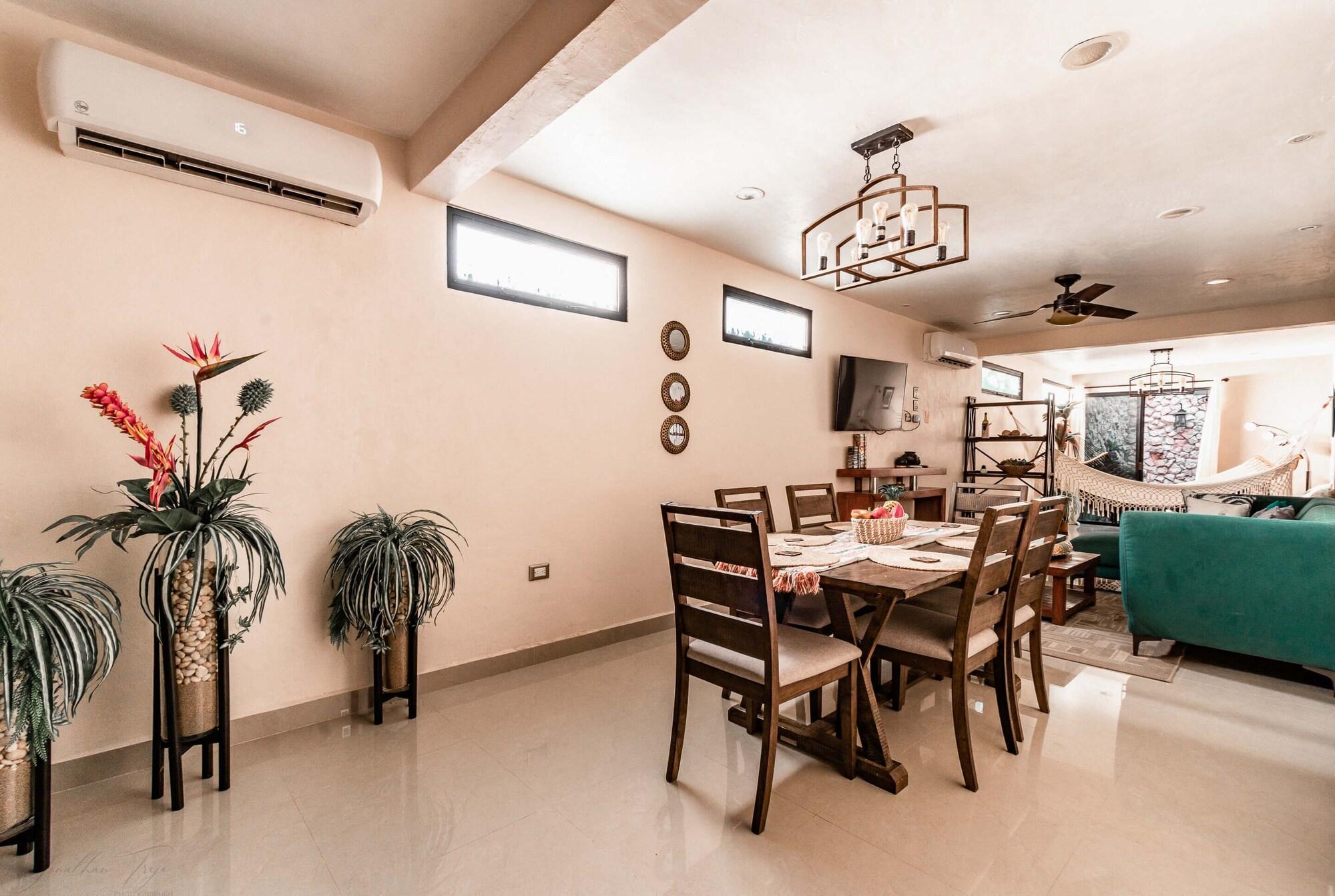 El Zaguán Colonial by GuruHotel