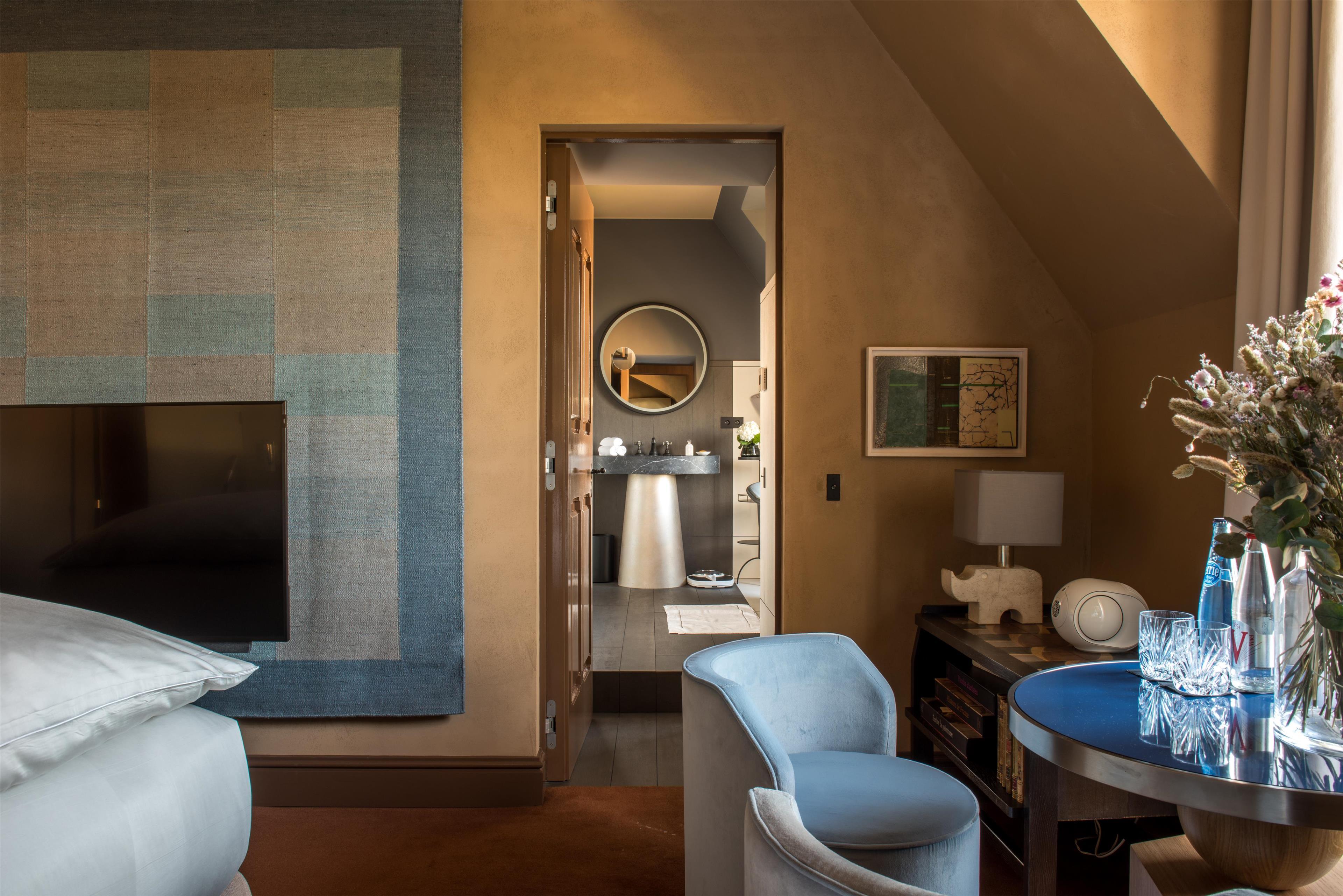 COUR DES VOSGES by null